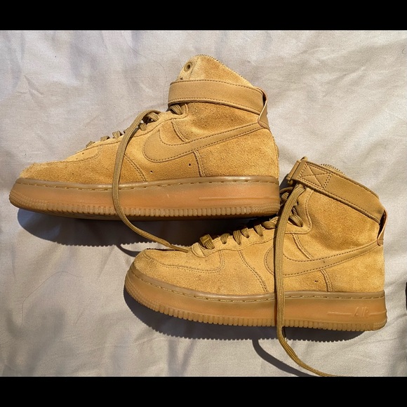 NIKE AIR FORCE 1 HIGH '07 LV8 WB 'FLAX' - Picture 3 of 4